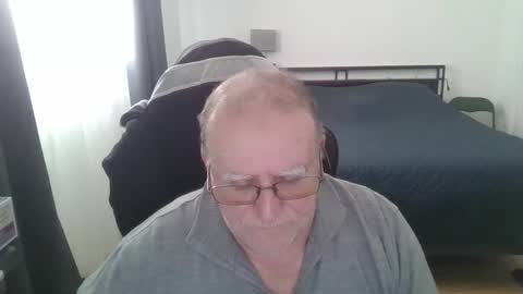 Snapshot of papilly chatting on 03.01.26 papilly online show from 03.01.26