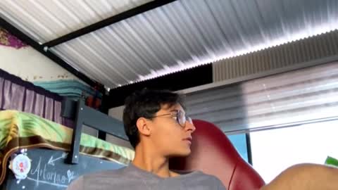 Papitapelada online show from 11.22.25