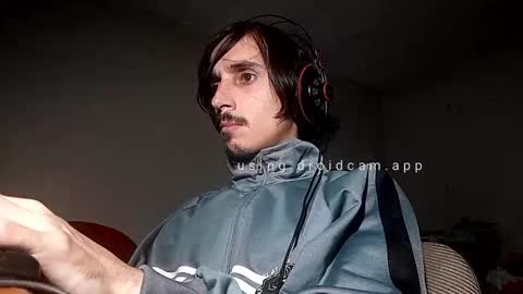 Snapshot of papito20cm chatting on 09.14.25 Lau online show from 09.14.25