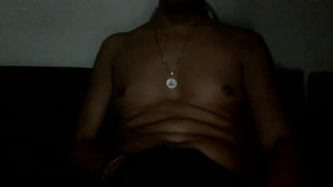 Snapshot of papy_dani33 chatting on 06.25.26 papy_dani33 online show from 06.25.26