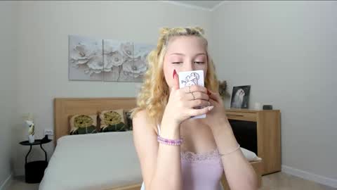 Melena online show from 11.18.25