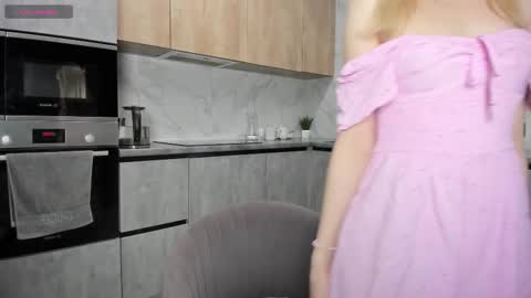 Melena online show from 11.25.25