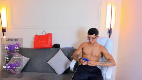 Ryan And Casper online show from 01.10.26