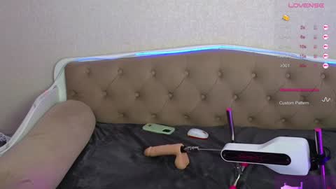 Snapshot of paradisepleasure_ chatting on 12.27.24 Allie  Alex Thumbs up if you like us online show from 12.27.24