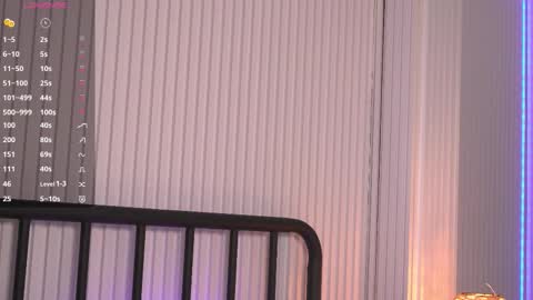 Paris  online show from 12.19.25