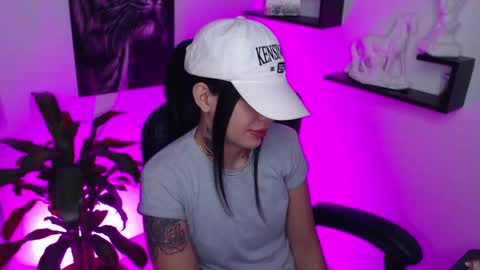 Paris D angelo online show from 02.25.25