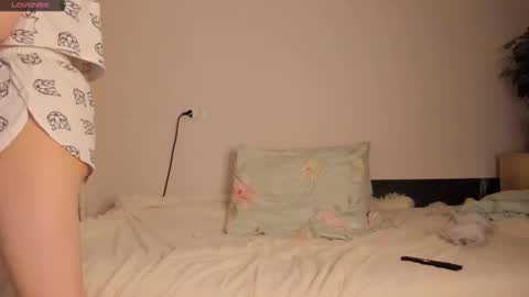 Snapshot of paris_hilt_on chatting on 01.19.25 Sasha online show from 01.19.25