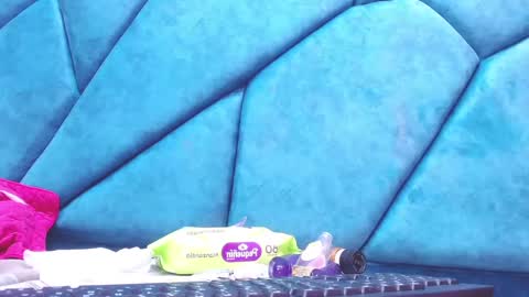 Snapshot of paris_squirtt chatting on 01.10.25 paris_squirtt online show from 01.10.25