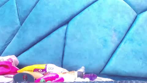 Snapshot of paris_squirtt chatting on 02.28.25 paris_squirtt online show from 02.28.25