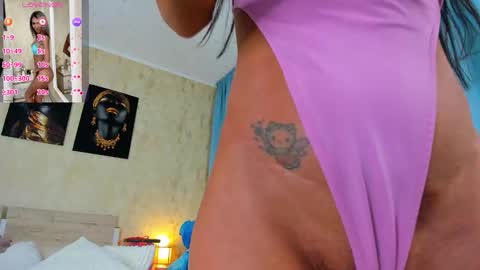 Paris online show from 03.06.25