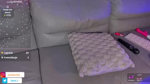 Snapshot of parisi_ chatting on 03.10.26 PARISI online show from 03.10.26