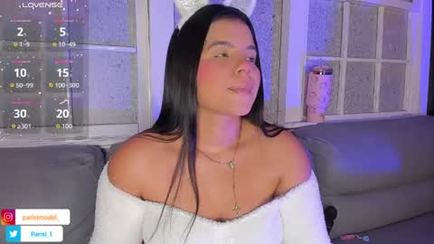 Snapshot of parisi_ chatting on 04.05.26 PARISI online show from 04.05.26