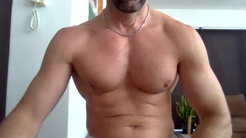 Porn Actor 21cm Hetero online show from 12.05.24