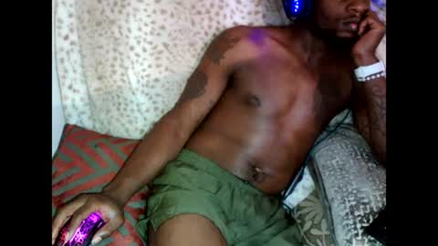 Snapshot of parlaytellio chatting on 12.09.24 Parlay Tellio online show from 12.09.24