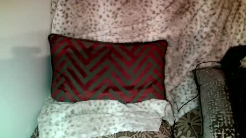 Snapshot of parlaytellio chatting on 12.25.24 Parlay Tellio online show from 12.25.24