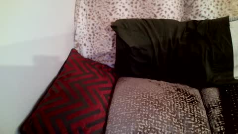 Snapshot of parlaytellio chatting on 03.11.25 Parlay Tellio online show from 03.11.25