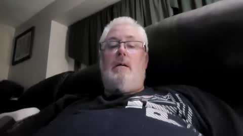 Snapshot of part86 chatting on 12.10.24 part86 online show from 12.10.24