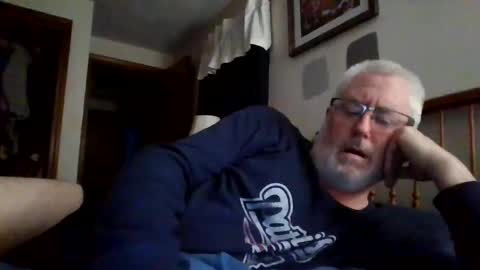 Snapshot of part86 chatting on 12.30.24 part86 online show from 12.30.24