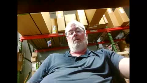 Snapshot of part86 chatting on 01.04.25 part86 online show from 01.04.25