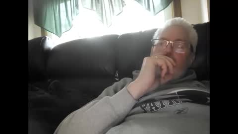 Snapshot of part86 chatting on 01.19.25 part86 online show from 01.19.25