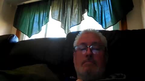 Snapshot of part86 chatting on 03.08.25 part86 online show from 03.08.25