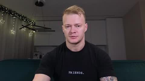 Snapshot of pashka_x chatting on 12.28.24 Pashka online show from 12.28.24