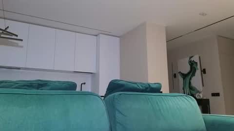 Snapshot of pashka_x chatting on 09.22.25 Pashka online show from 09.22.25