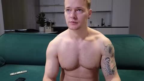 Snapshot of pashka_x chatting on 10.24.25 Pashka online show from 10.24.25