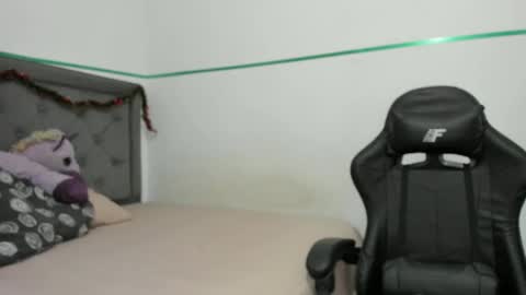 Violetafantasy online show from 01.05.25