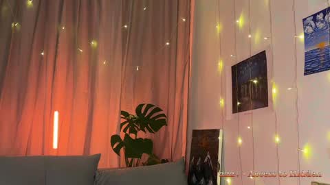 Snapshot of passionessa chatting on 01.07.25 Call me Miss Alice Careful Passion Queen online show from 01.07.25