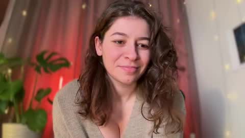 Snapshot of passionessa chatting on 02.26.25 Call me Miss Alice Careful Passion Queen online show from 02.26.25