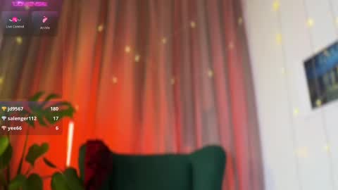 Snapshot of passionessa chatting on 02.26.25 Call me Miss Alice Careful Passion Queen online show from 02.26.25