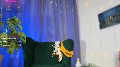 Snapshot of passionessa chatting on 03.01.25 Call me Miss Alice Careful Passion Queen online show from 03.01.25