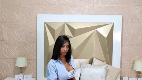 Snapshot of passionmacoll chatting on 01.19.25 passionmacoll online show from 01.19.25