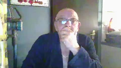Snapshot of patjeooo chatting on 12.22.24 patjeooo online show from 12.22.24