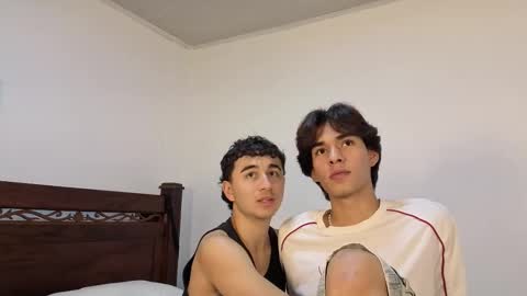 Snapshot of patri_ck_villa chatting on 11.15.25 patri_ck_villa online show from 11.15.25