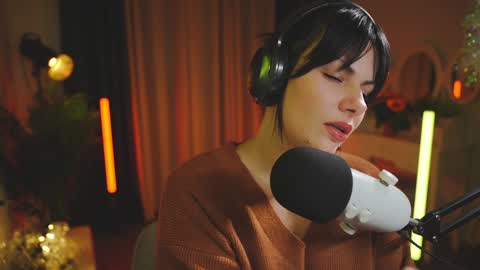 Patricia online show from 12.15.24