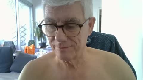 Snapshot of patrick5275 chatting on 04.30.26 patrick5275 online show from 04.30.26