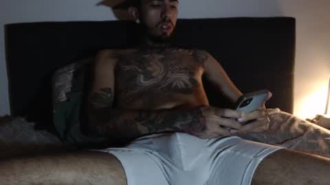 Snapshot of patrick_foster chatting on 12.24.24 patrick_foster online show from 12.24.24