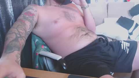 Snapshot of patrickmorris92 chatting on 02.16.26 patrickmorris92 online show from 02.16.26