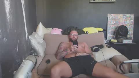 Snapshot of patrickmorris92 chatting on 04.07.26 patrickmorris92 online show from 04.07.26