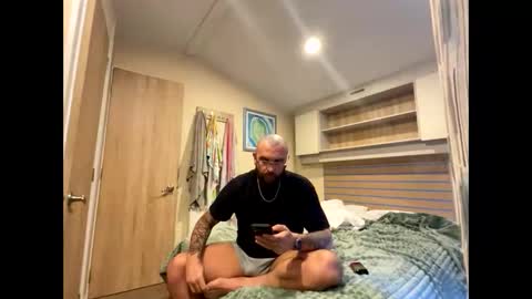 Snapshot of patrickmorris92 chatting on 04.12.26 patrickmorris92 online show from 04.12.26