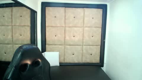 PatrickXX 1 online show from 10.02.25