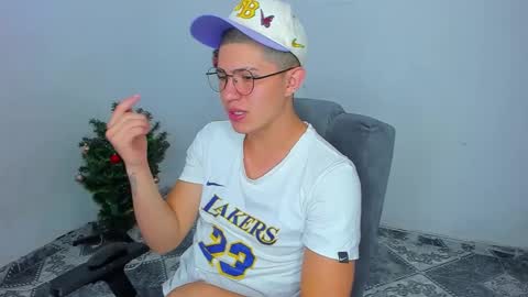 .... online show from 01.05.25