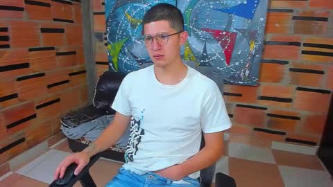 .... online show from 03.04.25