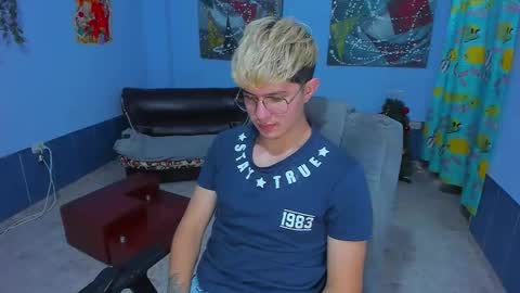 .... online show from 12.04.25