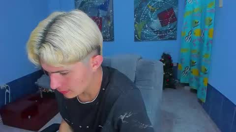 .... online show from 01.10.26