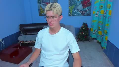 .... online show from 01.11.26