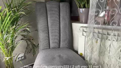 Snapshot of patry333 chatting on 01.12.25 Andreea online show from 01.12.25