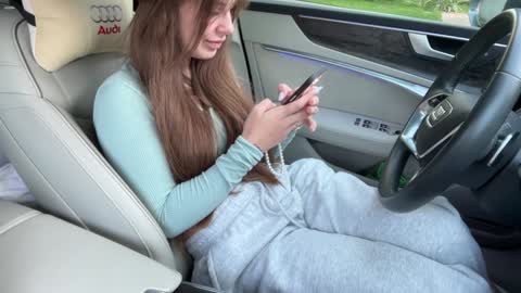 Snapshot of patry333 chatting on 09.22.25 Andreea online show from 09.22.25